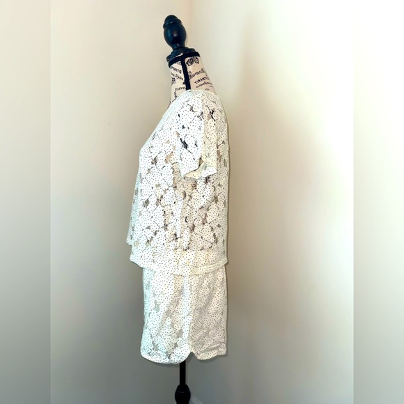 The Impeccable Pig Ivory and Black Polka Dot Short Set, M - Picture 4 of 9